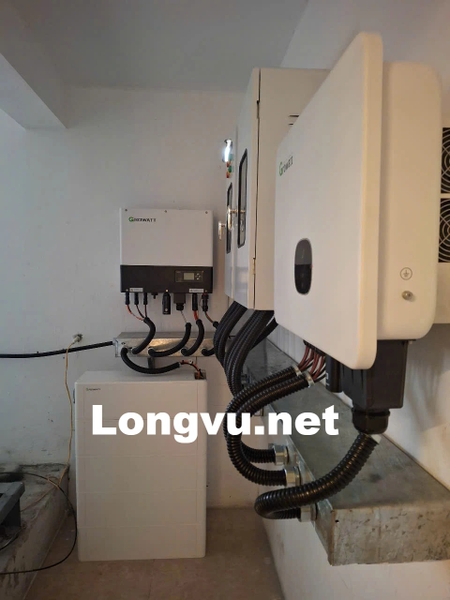 Bộ điều khiển hệ thống điện mặt trời 50kw 2