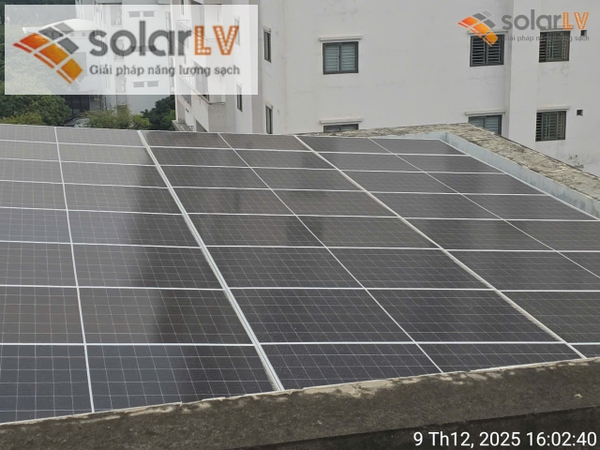 thi-cong-lap-dat-dien-nang-luong-mat-troi-72kw-tai-toa-nha-s11-bo-quoc-phong