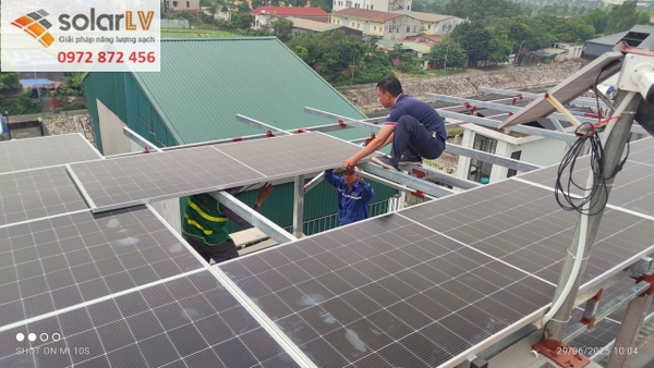 he-thong-dien-nang-luong-mat-troi-10kw-3-pha-tai-tay-nam-linh-dam