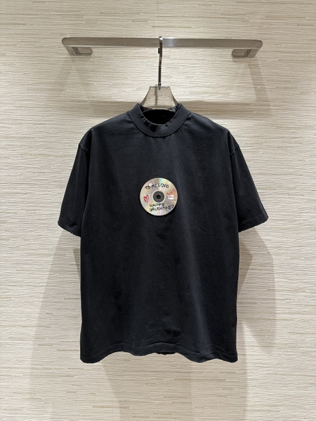 Áo phông T shirt Balenciaga Đĩa nhạc Like Auth on web