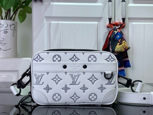 Túi đeo chéo Louis Vuitton Trắng họa tiết monogram hoa vân Xám Like Auth on web fullbox bill thẻ