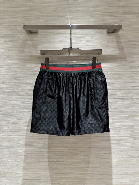 Quần short ngố đùi gió Gucci Đen họa tiết monogram check cạp kẻ Xanh Đỏ Like Auth 1-1 on web