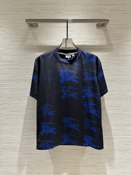 Áo phông T shirt Burberry Đen họa tiết Ngựa bay Xanh Like Auth on web