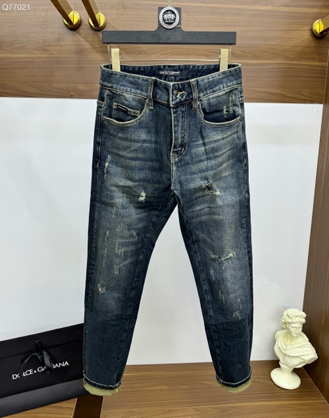 Quần Jean Dolce Gabbana Xanh rách xước logo tag vuông túi sau New 2024 Like Auth 1-1 on web