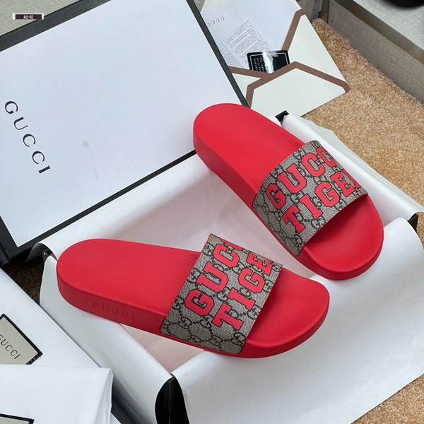 Dép lê quai ngang Gucci Tiger Đỏ họa tiết monogram Like Auth on web fullbox bill thẻ