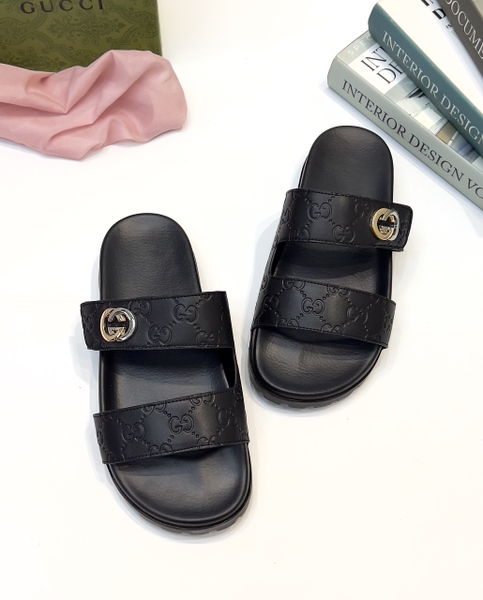 Dép sandal Gucci để cao quai khắc monogram tag đồng Like Authentic 1-1 on web