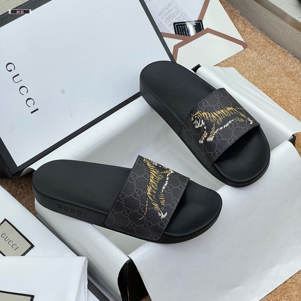 Dép lê quai ngang Gucci Animal họa tiết monogram Hổ Bay Like Auth on web fullbox bill thẻ