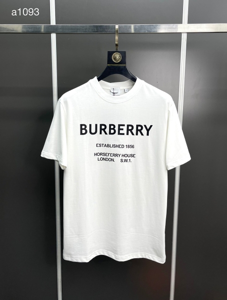 Áo T-shirt Burberry logo chữ in ngực Like Auth on web | TANYA