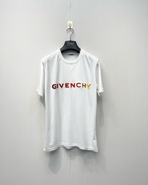 Áo T-shirt Givenchy chữ màu thêu Like Auth on web | TANYA