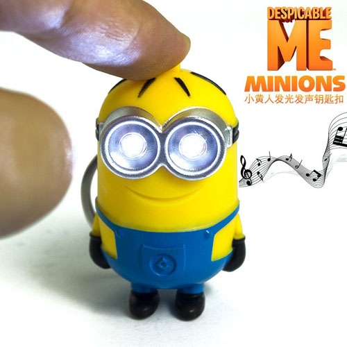 Móc khóa minion phát sáng biết nói