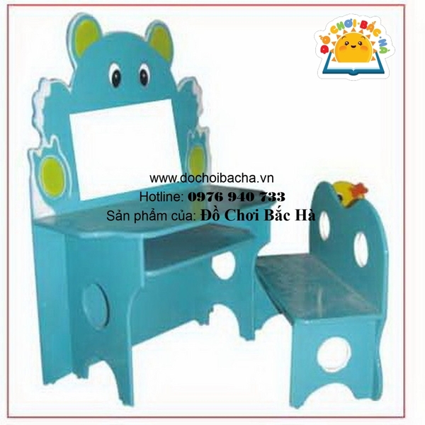 Bàn ghế Kidsmart hình gấu B307