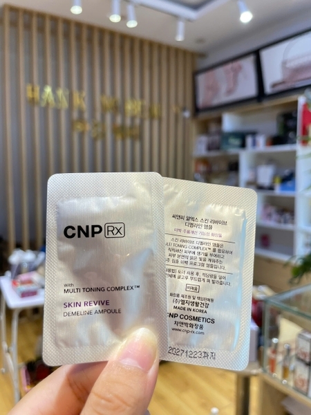 Tinh Chất Hủy Nám, Tàn Nhang, Thâm Mụn, Sáng Da CNP Rx Skin Revive Demeline Ampoule