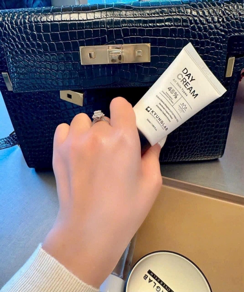 Kem Dưỡng Nâng Tone Ban Ngày Day Cream KyungLab ( có VAT )