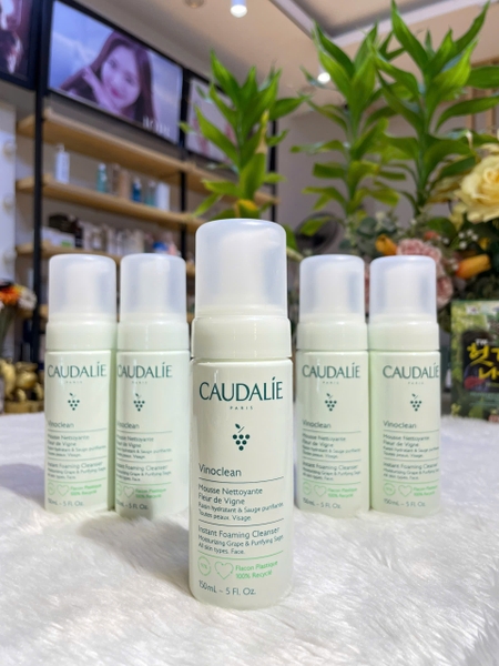Sữa Rửa Mặt dạng Bọt làm sạch sâu, không khô da Caudalie Vinoclean Instant Foaming Cleanser 150ml
