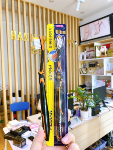 Bàn chải đánh răng Median lông tơ siêu mịn, mềm mại cho răng nhạy cảm