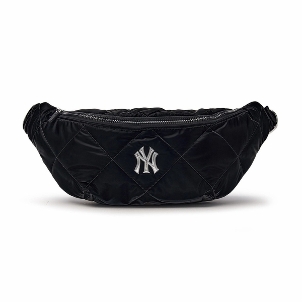 tui-mlb-korea-curve-padded-hip-sack-new-york-yankees-black