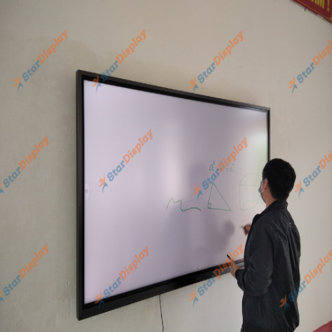 Dự án Màn Hình Tương Tác Cho Trường Học