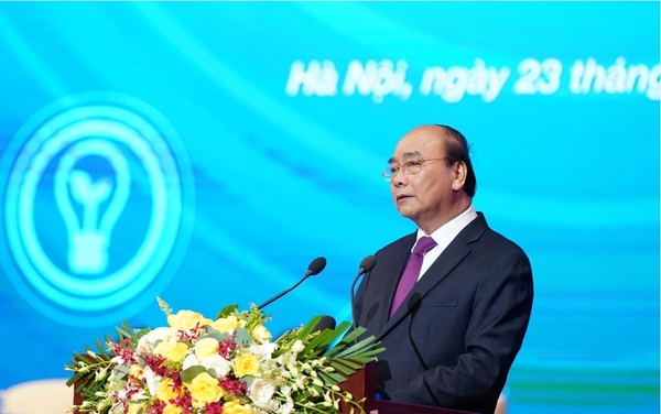 Thủ tướng Nguyễn Xuân Phúc: Chính phủ tiếp tục cam kết đồng hành cùng hơn 1000 doanh nghiệp tại Việt Nam