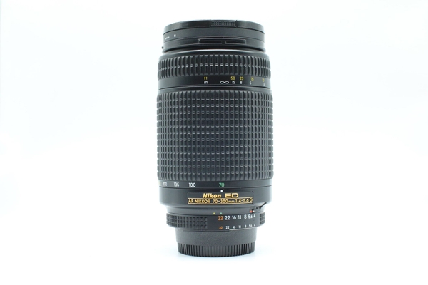 ong-kinh-af-d-zoom-nikkor-70-300mm-f-4-5-6d