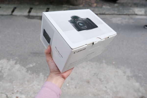 may-anh-canon-powershot-v1-likenew-fullbox