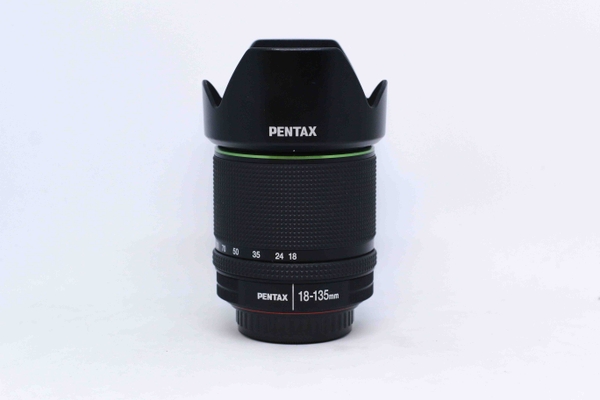 ong-kinh-pentax-18-135mm-f-3-5-5-6-dc-wr