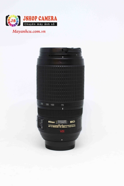 ong-kinh-nikon-70-300mm-f-4-5-5-6-ed-vr-fulfame
