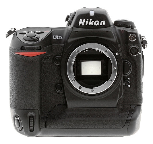 nikon-d2xs-body