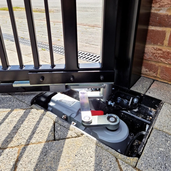 motor-cong-am-san-italia-faac-770n-24v