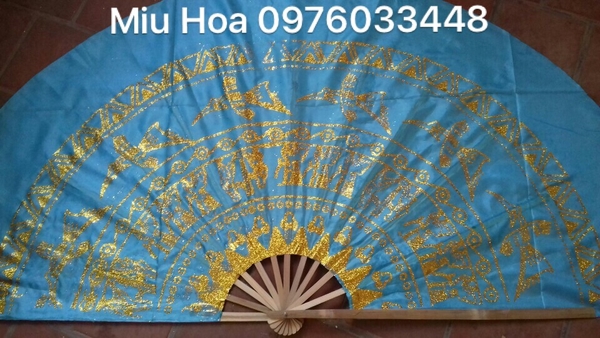quat-mua-77
