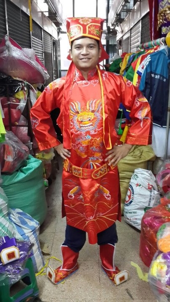 trang-phuc-le-hoi-02