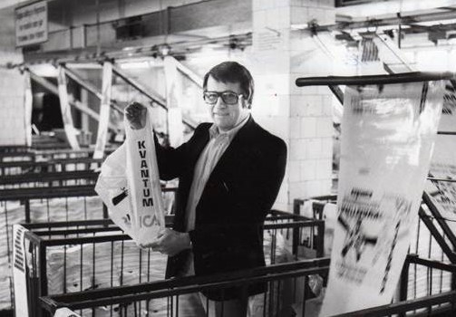 Lịch Sử Phát Triển Của Bao Bì Nilon: Hành Trình Từ Hạt Nhựa Đến Biểu Tượng Tiêu Dùng