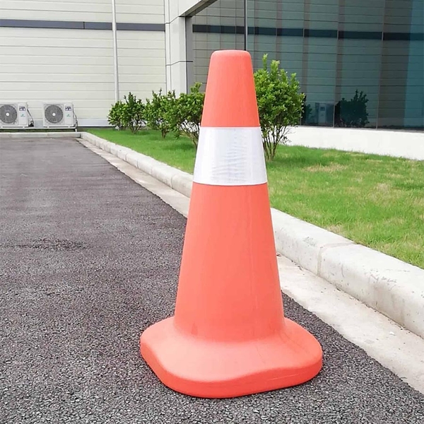 coc-tieu-giao-thong-hinh-chop-viet-nam