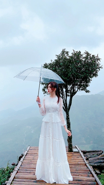 Đầm Maxi Trắng Cổ Bèo Tay Ren DT456