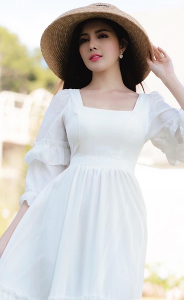 Đầm Maxi Trắng Bèo Tay Loe Đan Lưng DT334