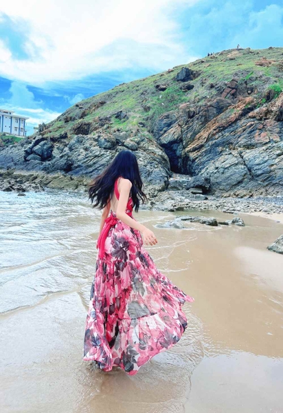 Đầm Maxi Hoa Dây Dài Hồng Ruốc H0389