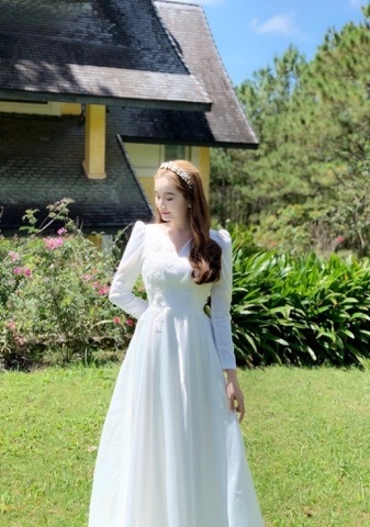 Váy Cưới Phi Trắng 3D Tay Dài DC932