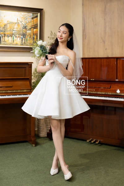 Váy cưới phi nhật cup ngực trắng hai dây ngọc thân điểm hồ điệp MCD581