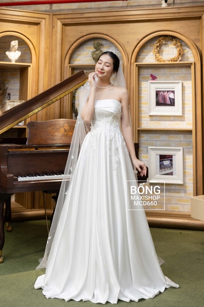 Váy cưới phi nhật cup ngực trắng tủa ren in MCD660