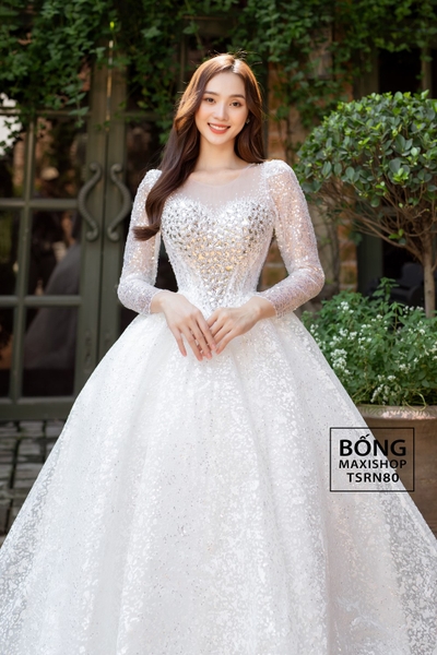 Váy cưới tùng tuyết tay kim sa trắng kết đá tim TSRN80