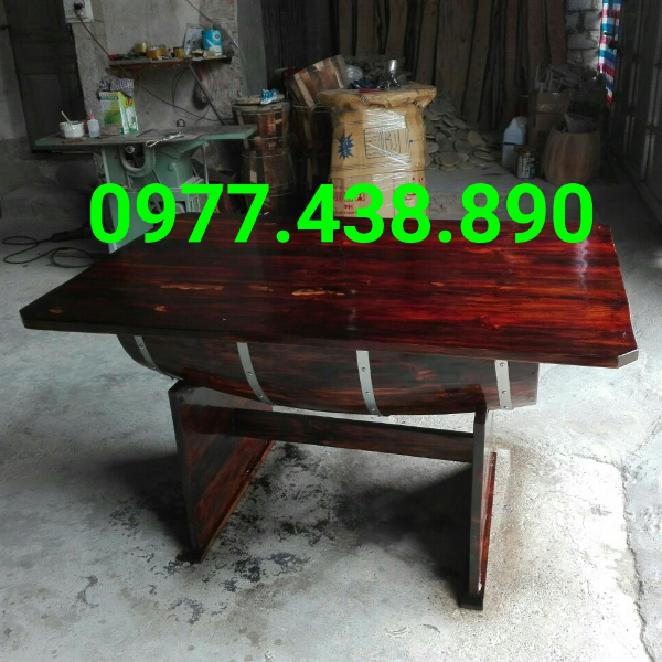 Bàn trang trí