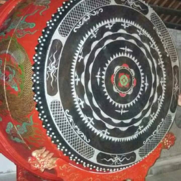 Mẫu Trống Chùa 07