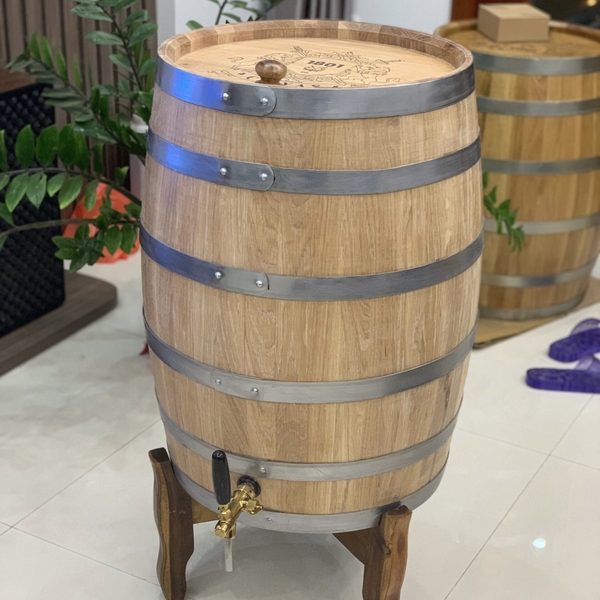 Thùng rượu gỗ sồi nhập khẩu