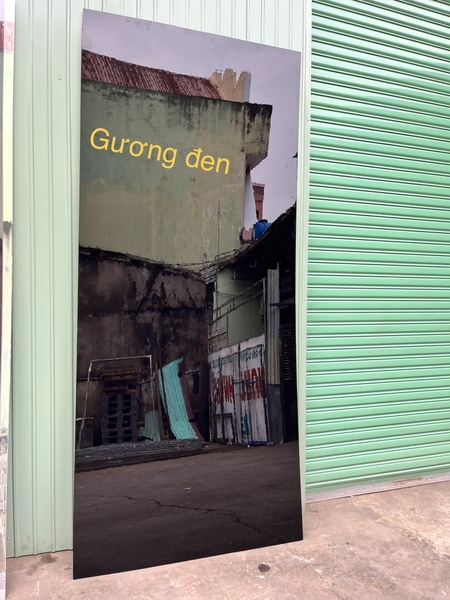 Tấm ốp than tre Luxwall gương đen