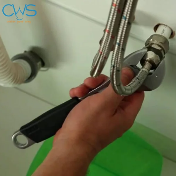 Máy lọc nước Coway chảy yếu do áp lực nước đầu vào không ổn định
