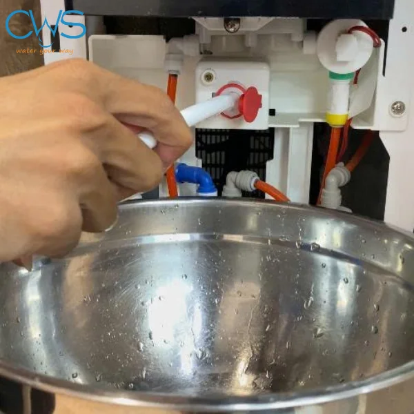 Thay lõi và bảo dưỡng máy lọc nước coway giúp máy hoạt động ổn định