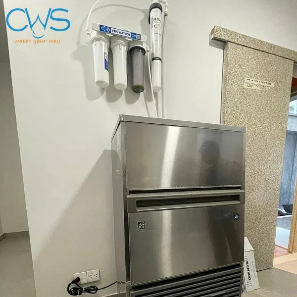 Lắp đặt máy lọc nước Chungho FLUUX FX21S cho nhà hàng, quán ăn