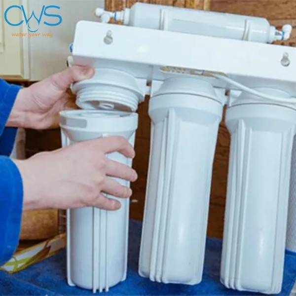 Máy lọc nước nổi bọt khí - Lõi mới khi chưa được xả khí kĩ