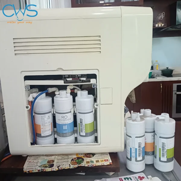 Máy lọc nước Coway chảy yếu có thể tháo từng lõi ra để kiểm tra