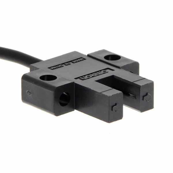 cam-bien-quang-chu-u-ee-sx670-wr-omron-k5h3