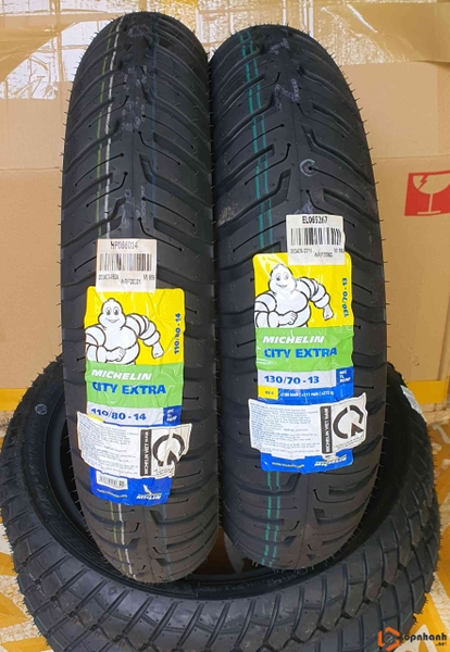 bang-gia-tham-khao-lop-xe-honda-adv-150-chinh-hang-truoc-110-80-14-sau-130-70-13